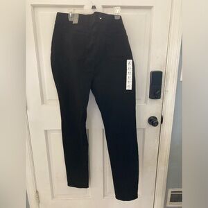 Iconic Ashley Stuart Jeggins